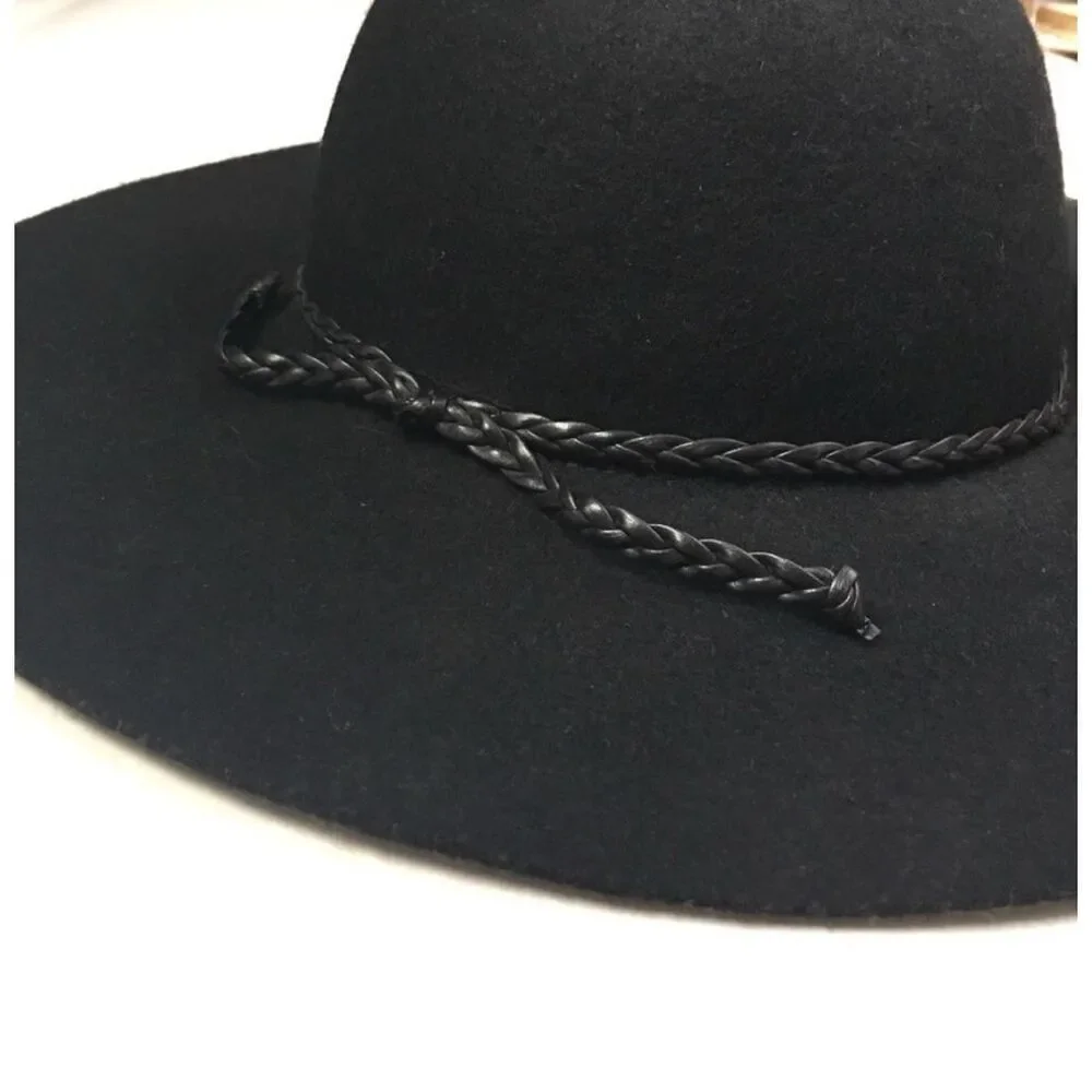NWOT Banana Republic wool floppy hat, $50 M/L
